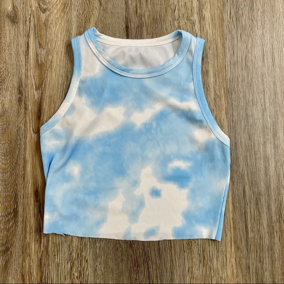 Baby Blue Sky View Crop Top - Picture 8 of 8